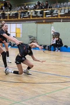 Bild 197 - wCJ SV Henstedt Ulzburg - HSG Herzhorn/Kollmar/Neuendorf : Ergebnis: 35:29
